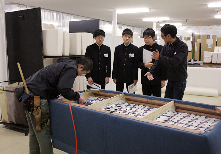 ソファを作ろう。中学生の職場体験　Vol.2 名古屋市立御田中学校