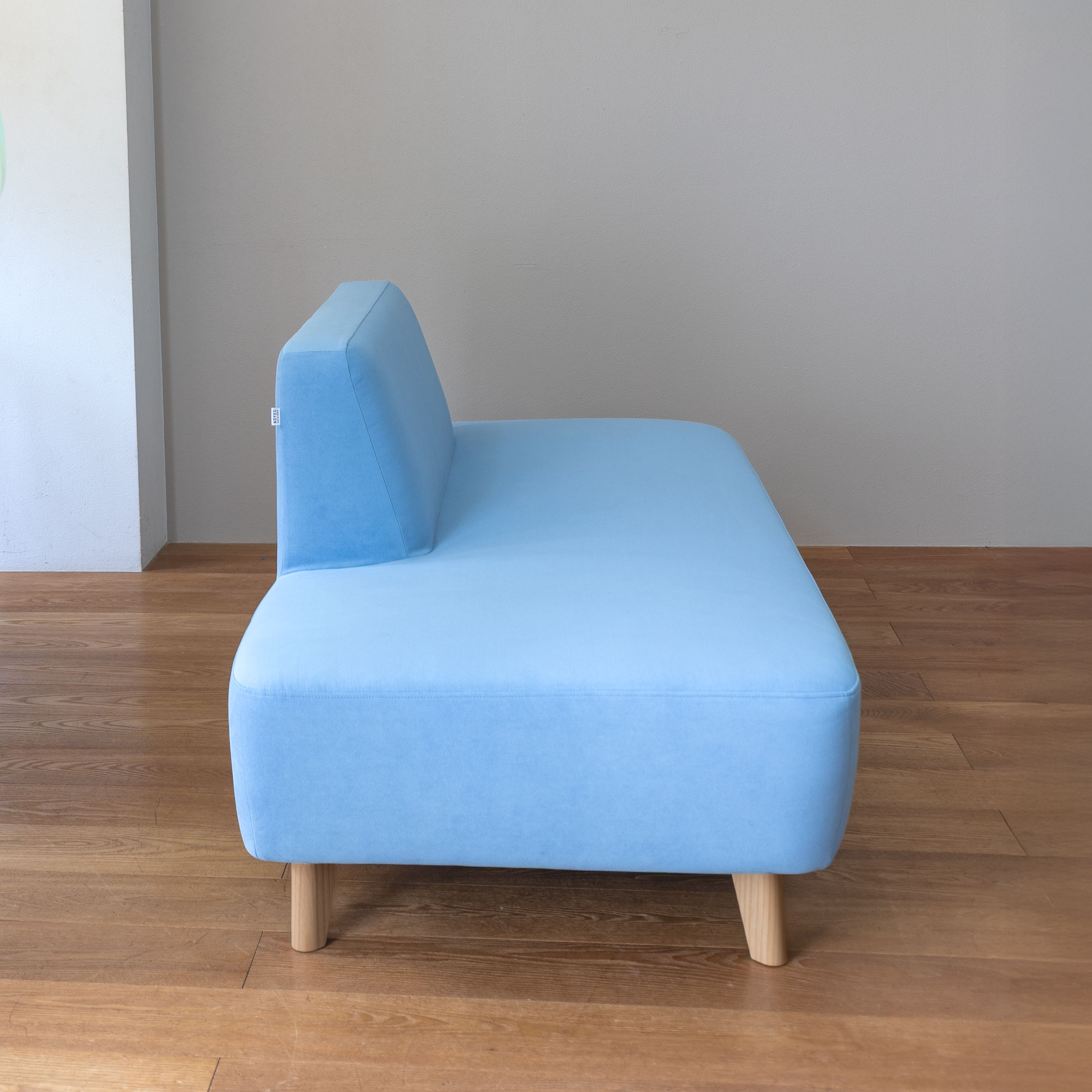 NOYES ソファ　スモール3人掛けソファ Cortile スモール3人掛け | 国産ソファブランド NOYES