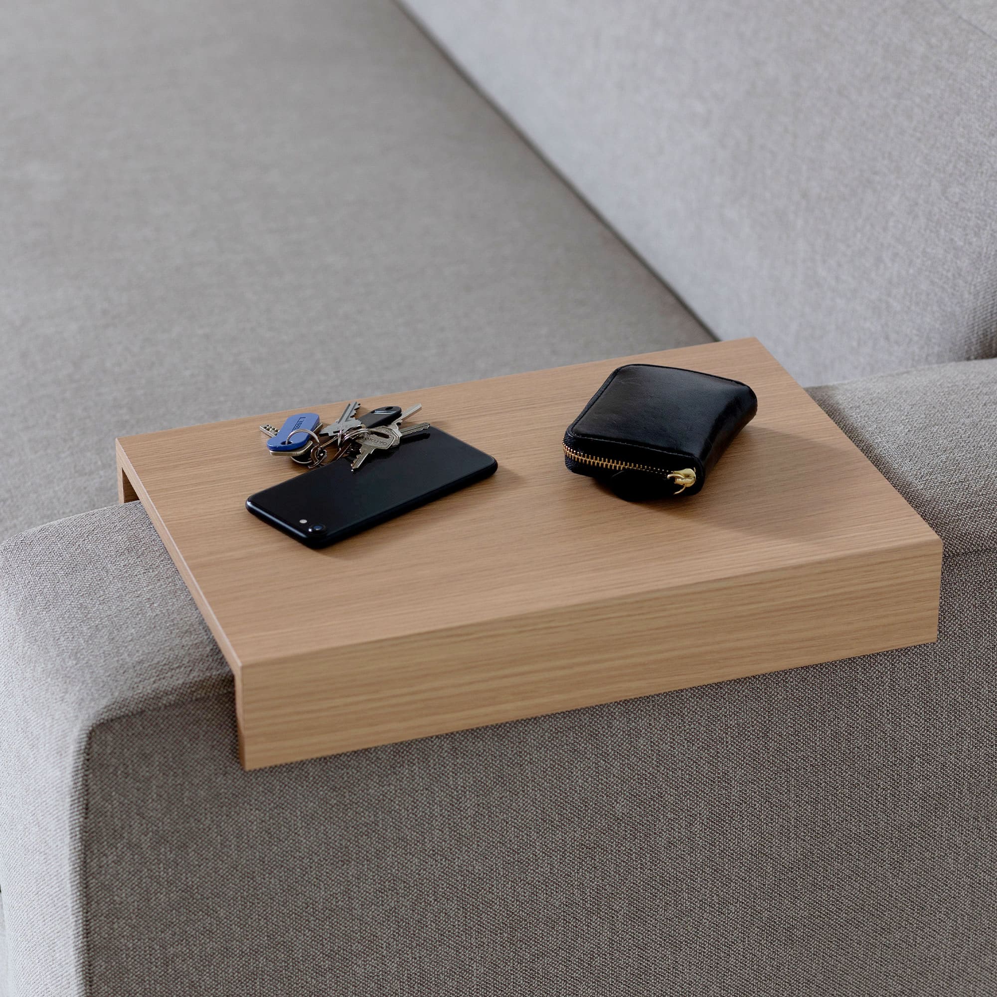 Decibel Traditional ワイド3人掛け両ひじ」 製品詳細ページ | 国産