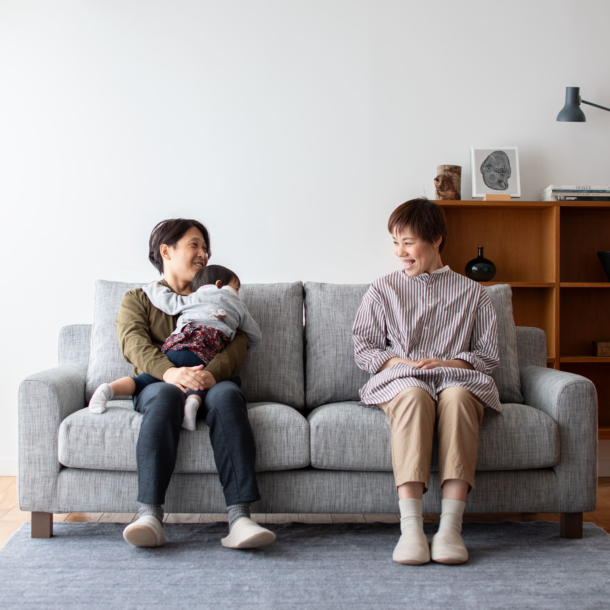 NewSugar Hi-Back Modern 3人掛け両ひじ」 製品詳細ページ | 国産