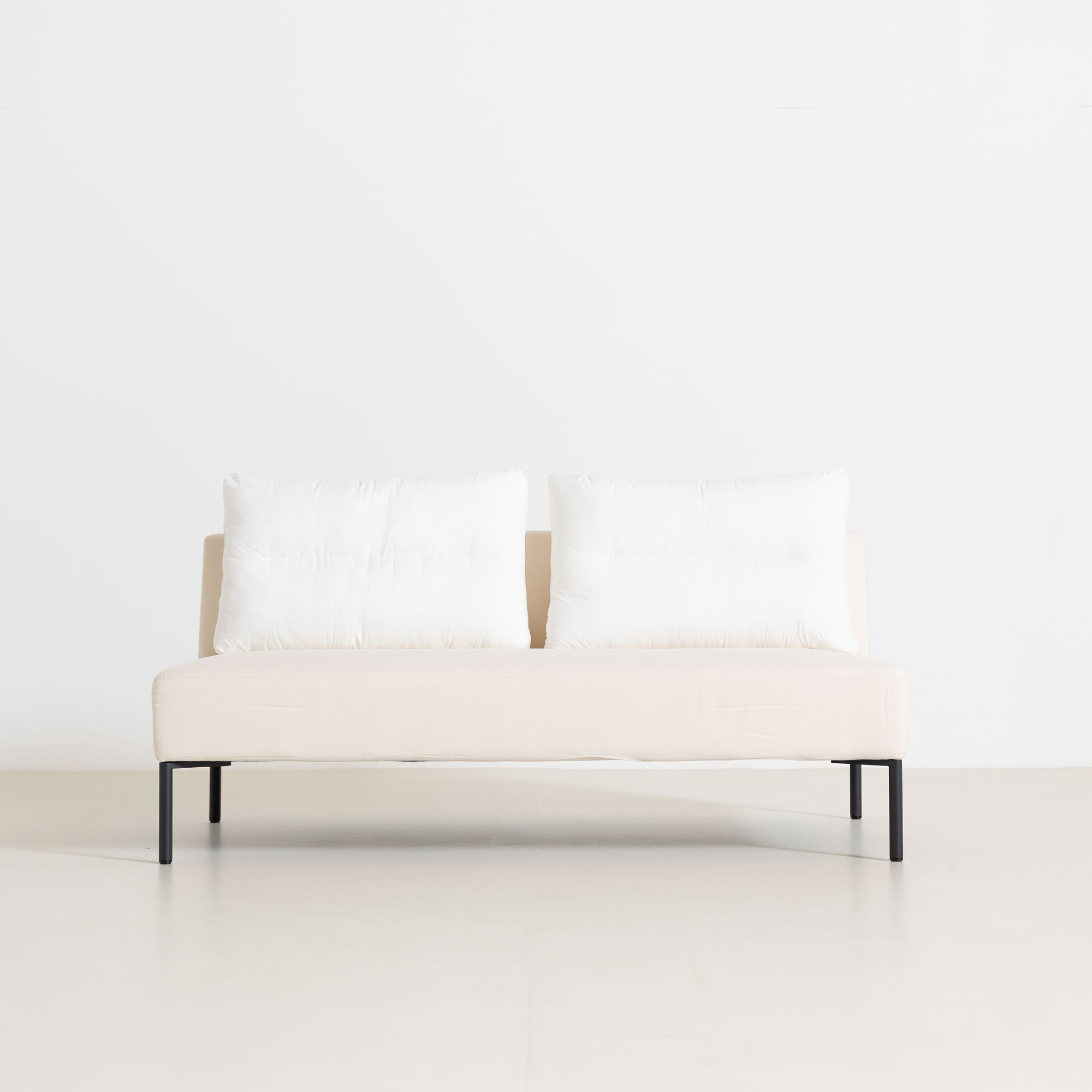 NOYES ホワイト合成皮革2人掛けソファ 2人掛けソファを探す：トップページ | 日本を代表する国産ソファ